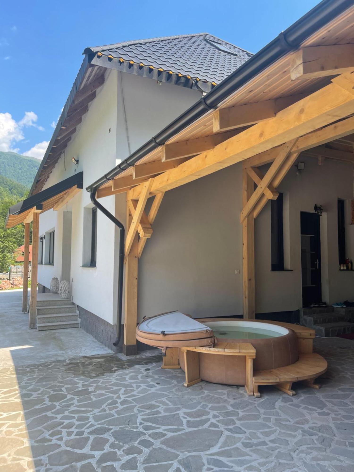 Casa Tudor Padis Exterior foto
